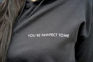 youre-pawfect-to-me-werke-mit-stil-hundemotiv-pullover-hoodie